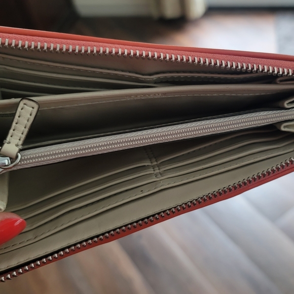 Wallet - Picture 2 of 3